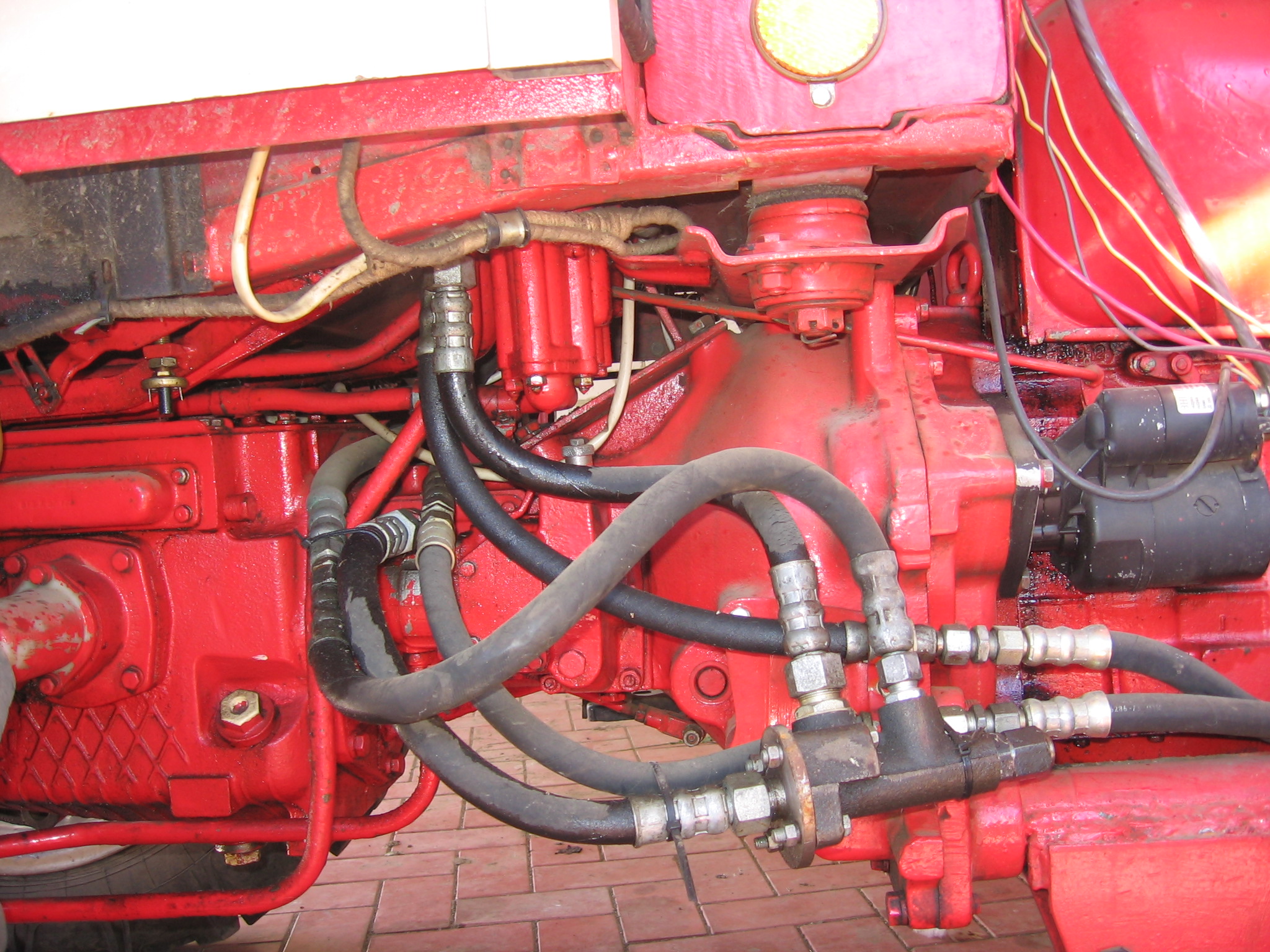Клапана трактора т 25