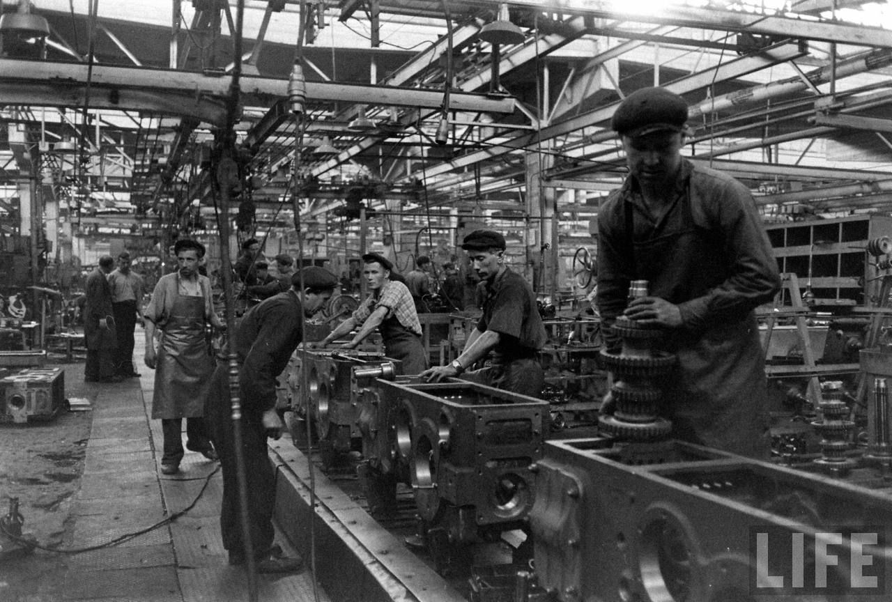 Тракторный завод СССР 1982 год
