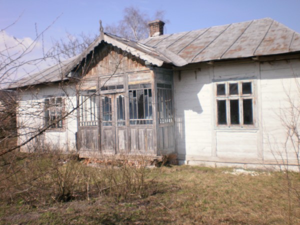 Ремонт фундамента старого деревянного дома