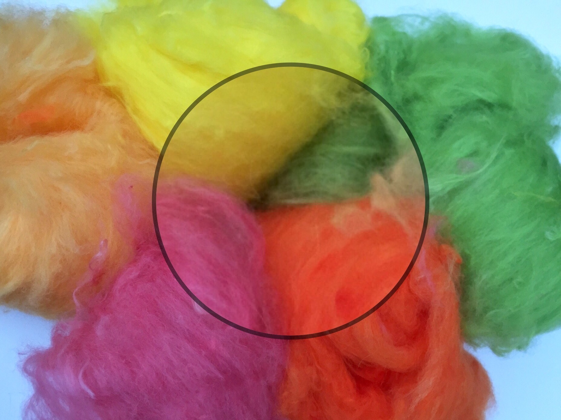 Как покрасить шерстяную пряжу краской для волос
